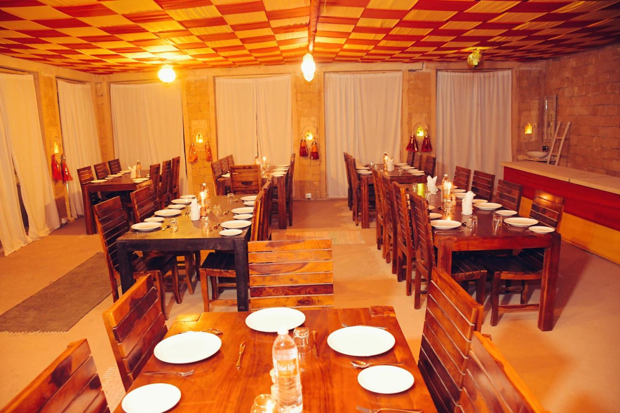 Sangram Desert Camp ジャイサルメール 部屋 写真